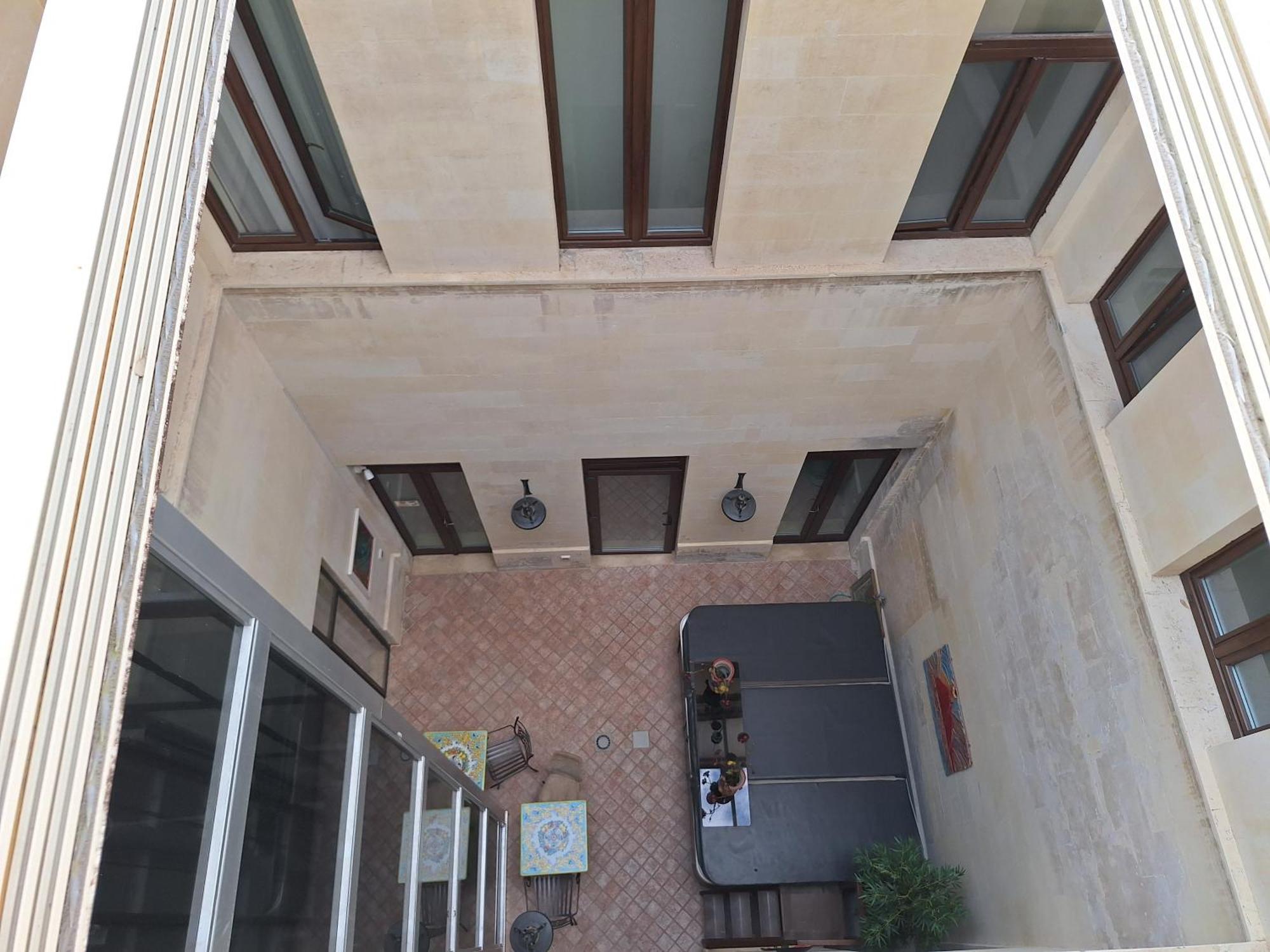 Bed and Breakfast Dimora Charleston Lecce Parcheggio Privato In Loco Gratis Zimmer foto