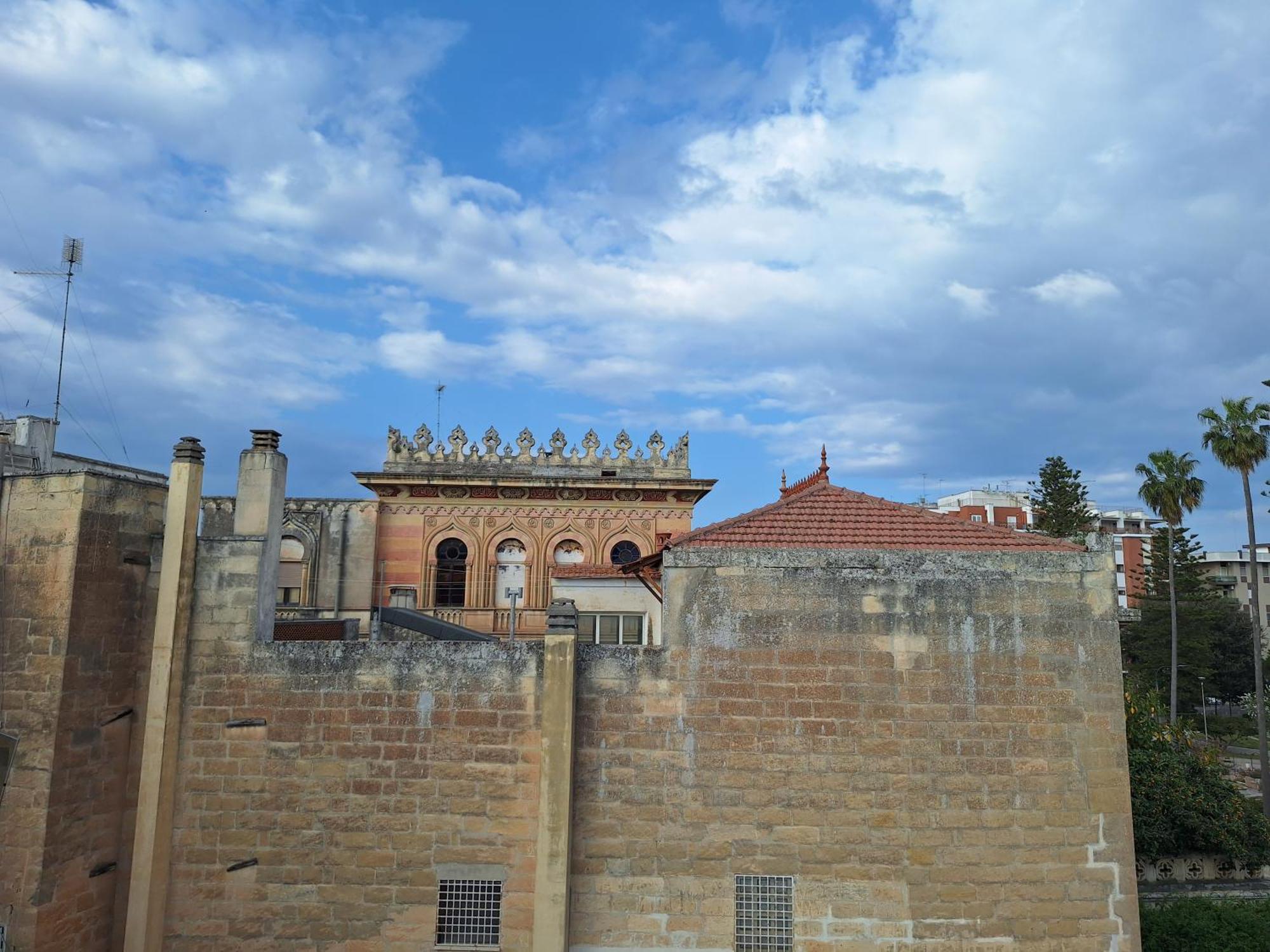 Bed and Breakfast Dimora Charleston Lecce Parcheggio Privato In Loco Gratis Zimmer foto