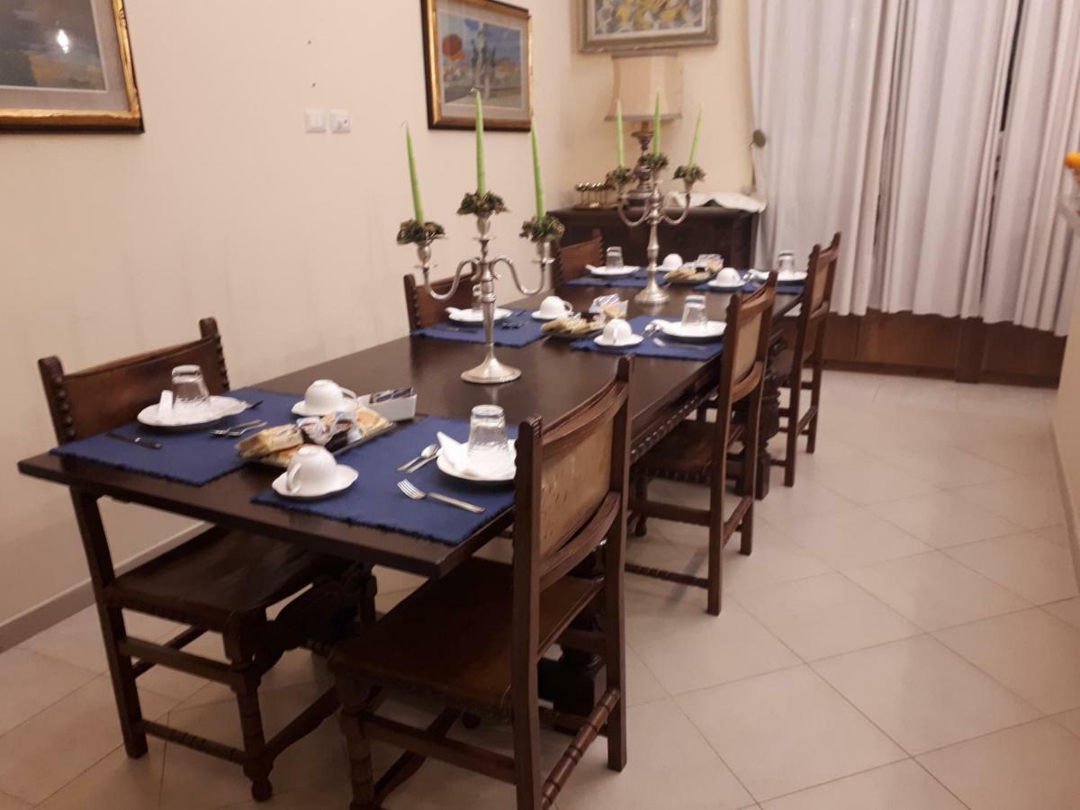 Bed and Breakfast Dimora Charleston Lecce Parcheggio Privato In Loco Gratis Exterior foto